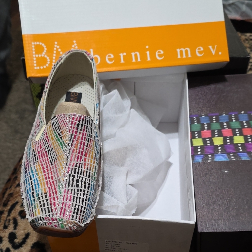 bernie mev. Women's Colorful Woven Flats - Picture 3 of 6